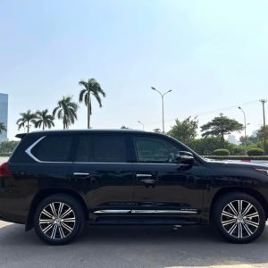 Lexus LX 570 2016 4