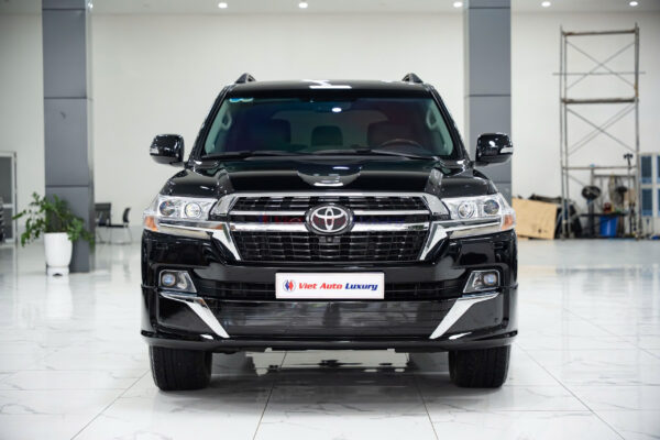 Toyota Land Cruiser LC200 2020 - Ảnh 2