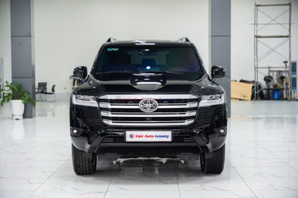 Toyota Land Cruiser LC300 2024 - Ảnh 2