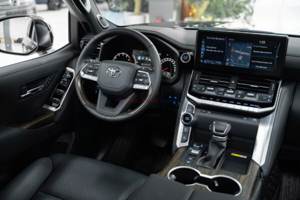 Toyota Land Cruiser LC300 2024 - Ảnh 16