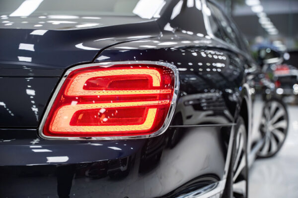 Bentley Flying Spur 2022 - Ảnh 9