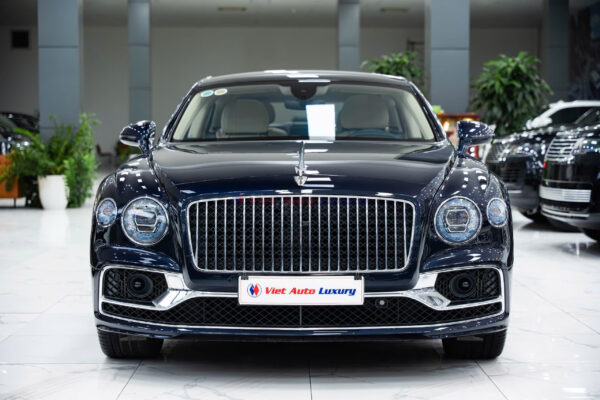 Bentley Flying Spur 2022 - Ảnh 2