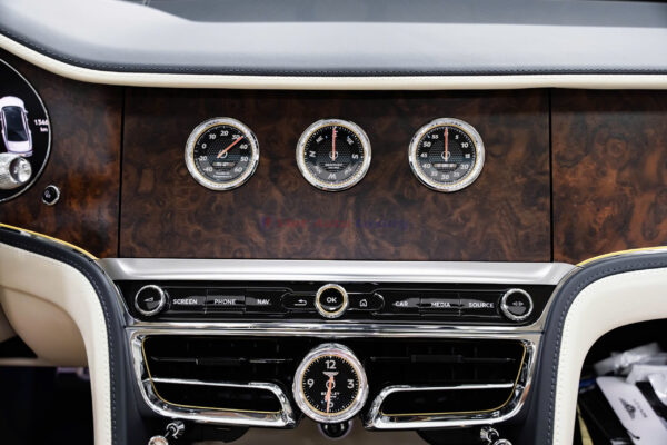 Bentley Flying Spur 2022 - Ảnh 26