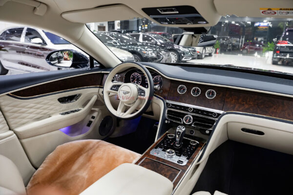 Bentley Flying Spur 2022 - Ảnh 28