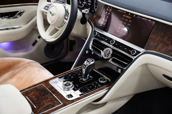 Bentley Flying Spur 2022 - Ảnh 36