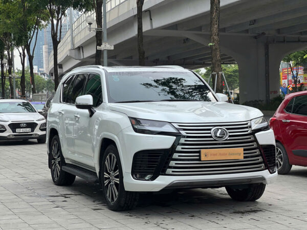 Lexus LX600 2023 - Hình ảnh 2