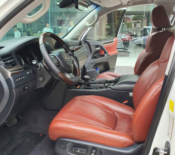Lexus LX570 2016 Nhập Mỹ - Hình ảnh 5