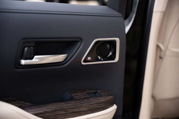Toyota Land Cruiser LC300 2024 - Ảnh 17
