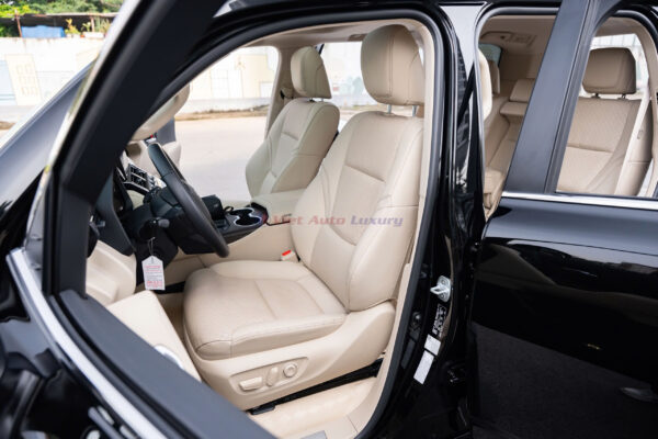 Toyota Land Cruiser LC300 2024 - Ảnh 18