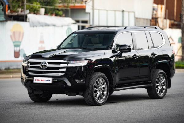 Toyota Land Cruiser LC300 2024 - Ảnh 3