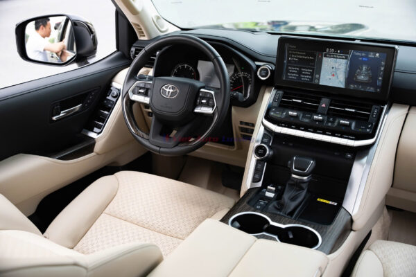 Toyota Land Cruiser LC300 2024 - Ảnh 21