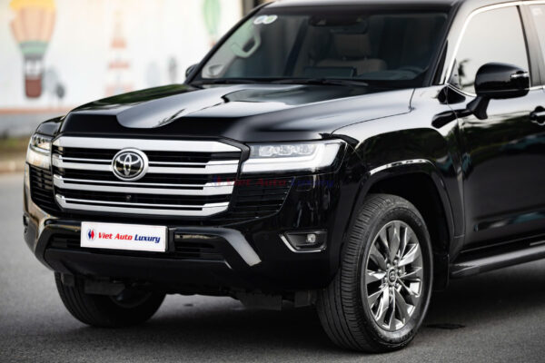 Toyota Land Cruiser LC300 2024 - Ảnh 4