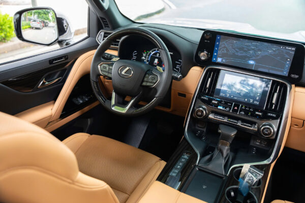 Lexus LX600 2023 - Ảnh 15