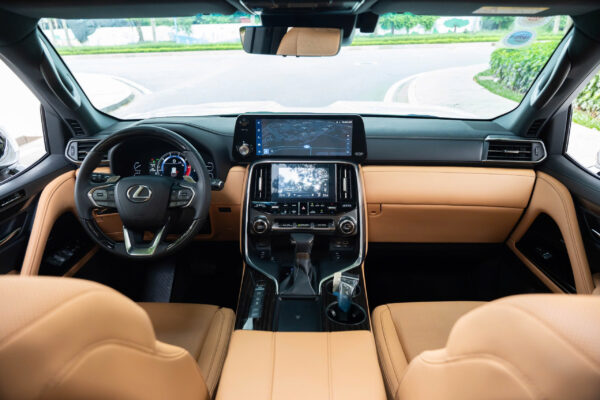 Lexus LX600 2023 - Ảnh 18