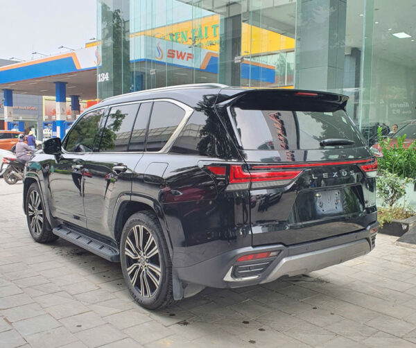 Lexus LX600 2023 Urban - Hình ảnh 3