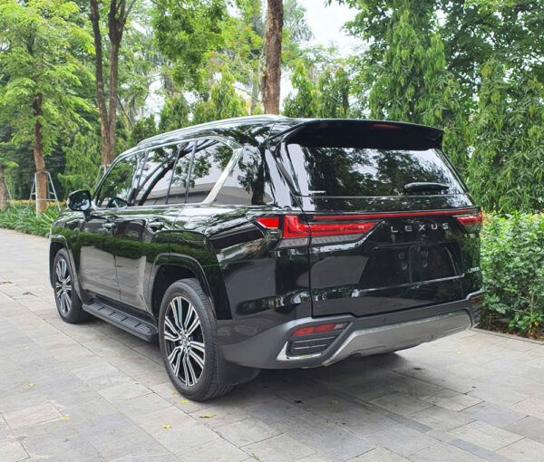 Lexus LX600 2023 - Hình ảnh 3