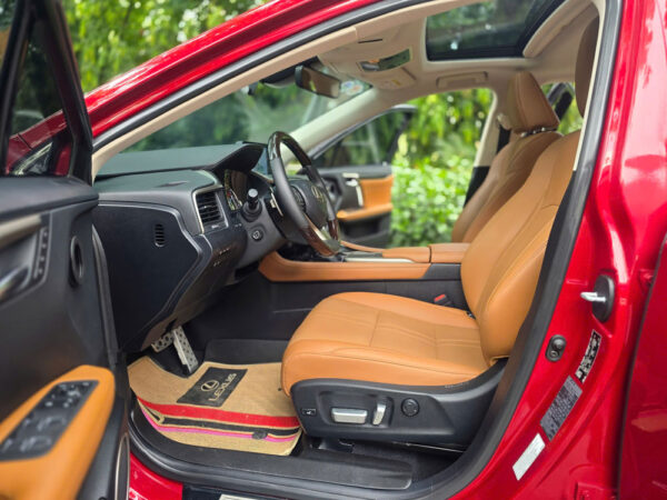 Lexus RX350 2020 - Hình ảnh 4