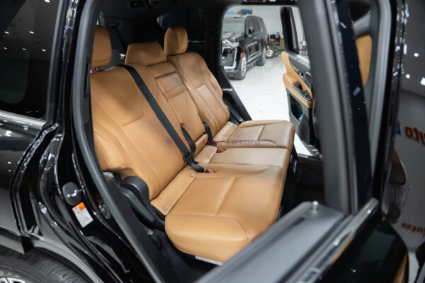 Lexus LX600 2023 - Ảnh 9