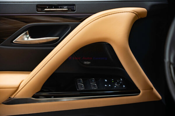 Lexus LX600 2023 - Ảnh 14