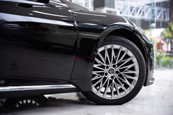 Lexus LS500H 2025 - Ảnh 7