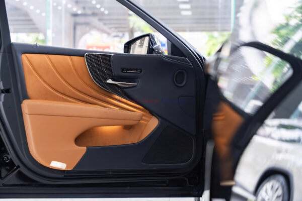 Lexus LS500H 2025 - Ảnh 15
