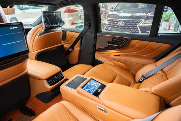 Lexus LS500H 2025 - Ảnh 19