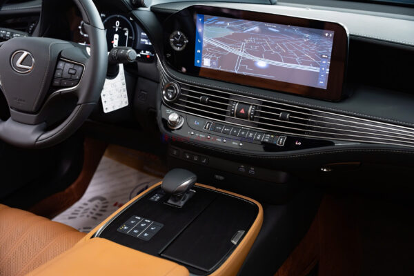 Lexus LS500H 2025 - Ảnh 29