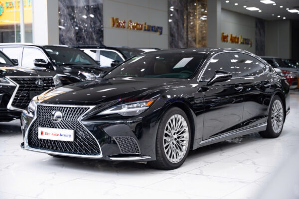 Lexus LS500H 2025