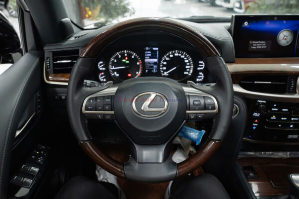Lexus LX570 MBS Super Sport 2020 - Ảnh 21