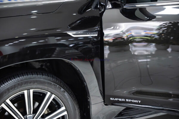 Lexus LX570 MBS Super Sport 2020 - Ảnh 6