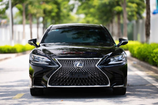 Lexus LS500 2019 - Ảnh 2