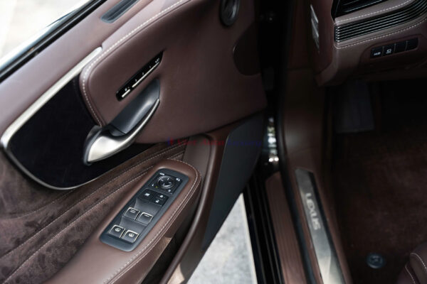 Lexus LS500 2019 - Ảnh 15