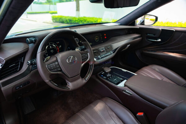 Lexus LS500 2019 - Ảnh 18