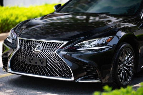 Lexus LS500 2019 - Ảnh 3