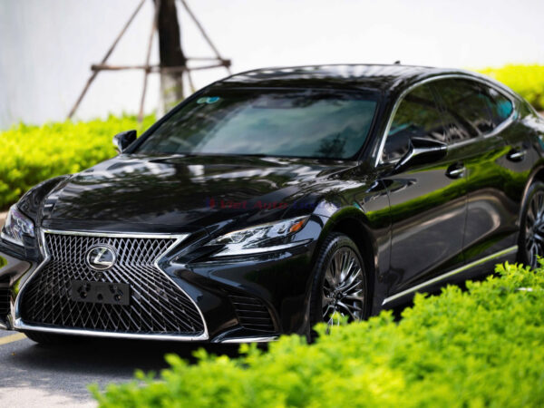 Lexus LS500 2019
