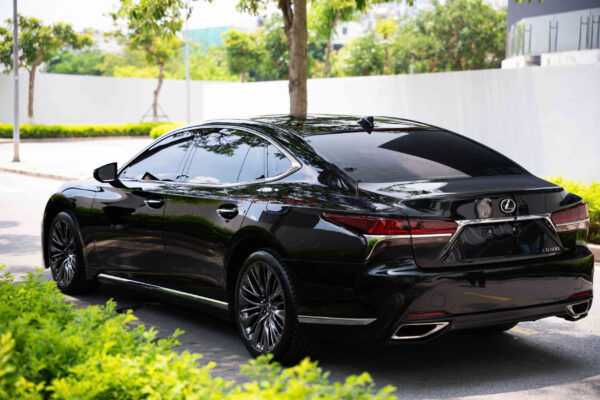 Lexus LS500 2019 - Ảnh 9